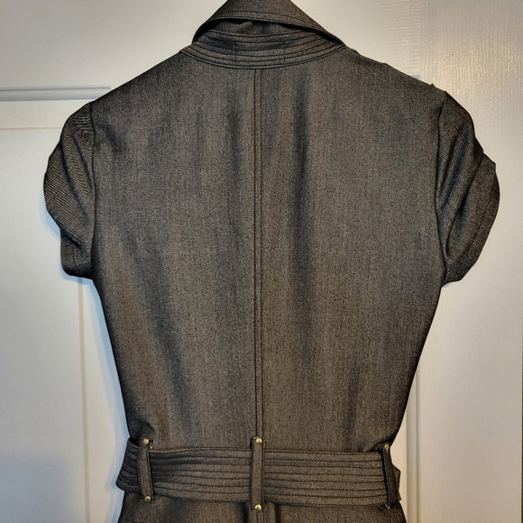 Cache Contour size 2 black faux wrap dress with gold button and removable belt - Picture 8 of 11